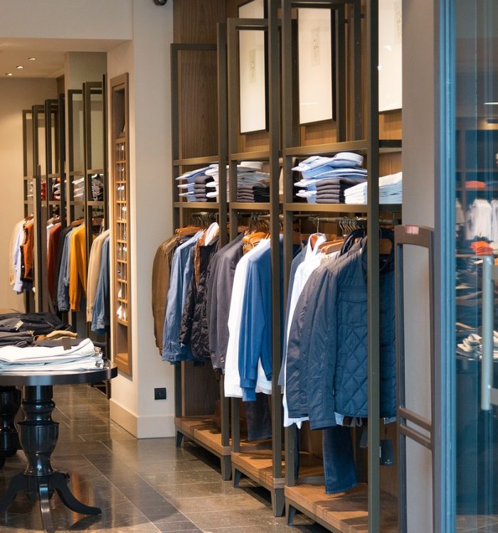 Finding the Perfect Partner: 10 Tips for Selecting a Commercial General Contractor for Your Store Buildout